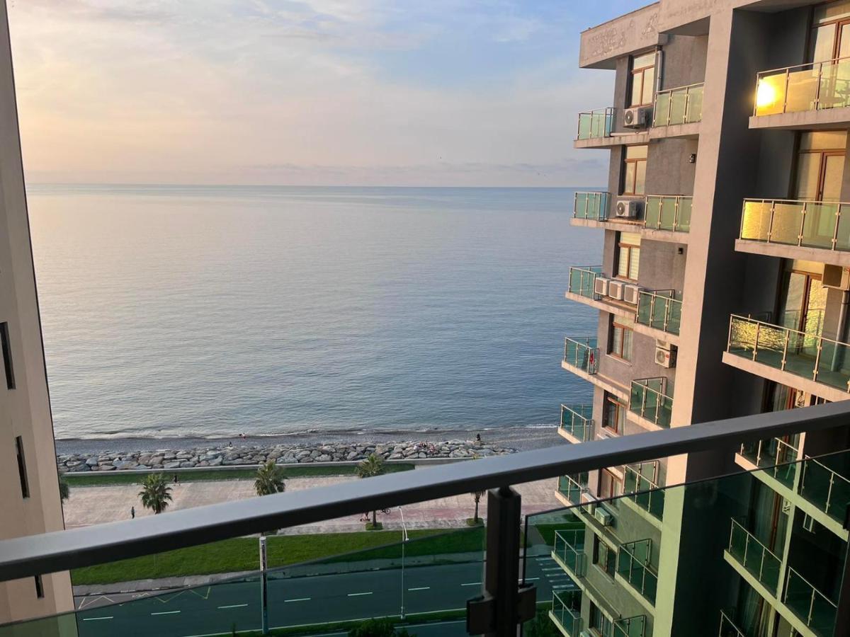 The Fresh Wave Hotel Batoemi Buitenkant foto