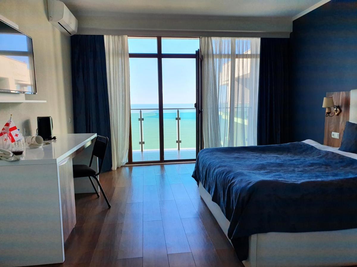 The Fresh Wave Hotel Batoemi Buitenkant foto