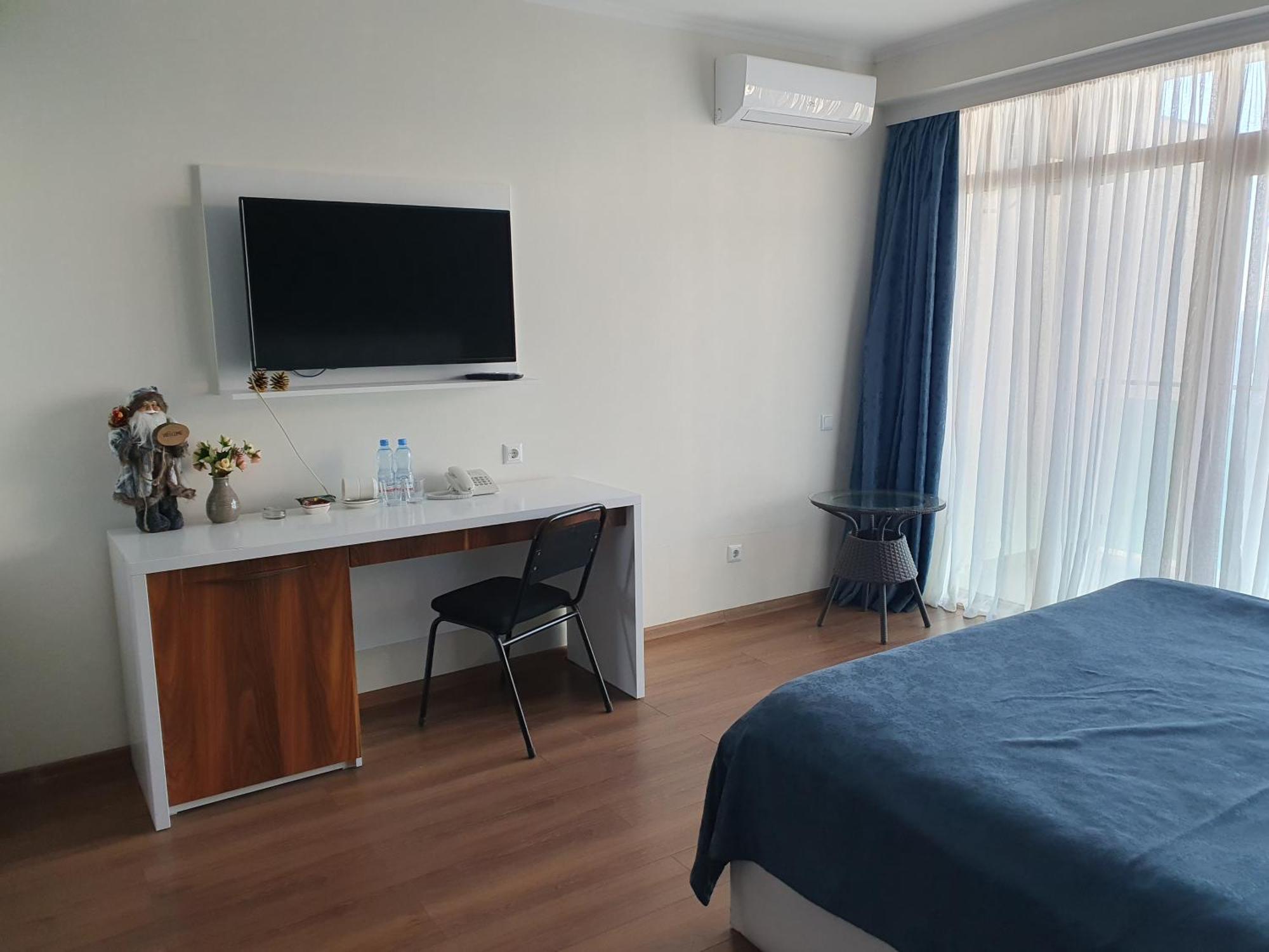 The Fresh Wave Hotel Batoemi Kamer foto